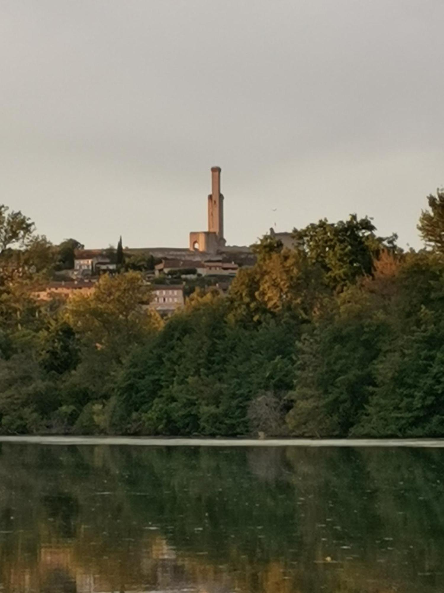 La Planque De L'Eclusier Castelnau-de-Lévis Exterior foto